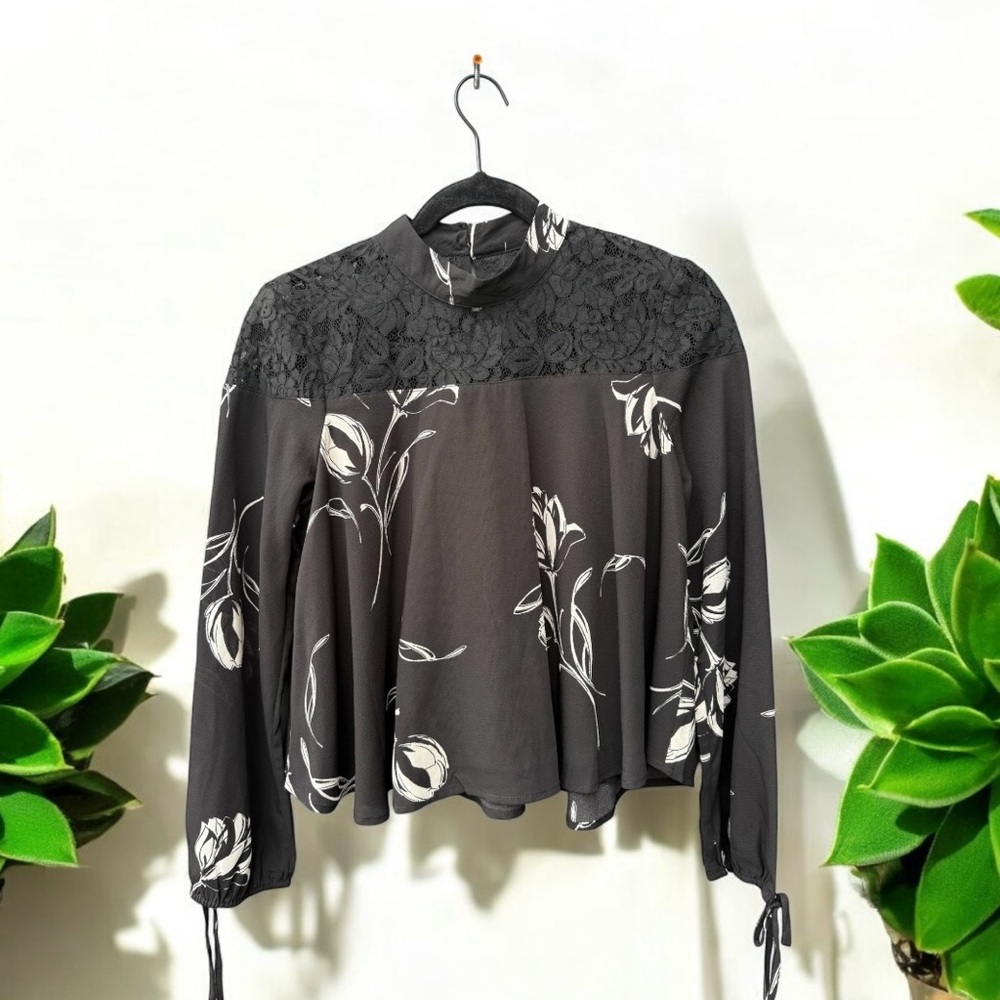 Band of Gypsies NWT Blouse Small